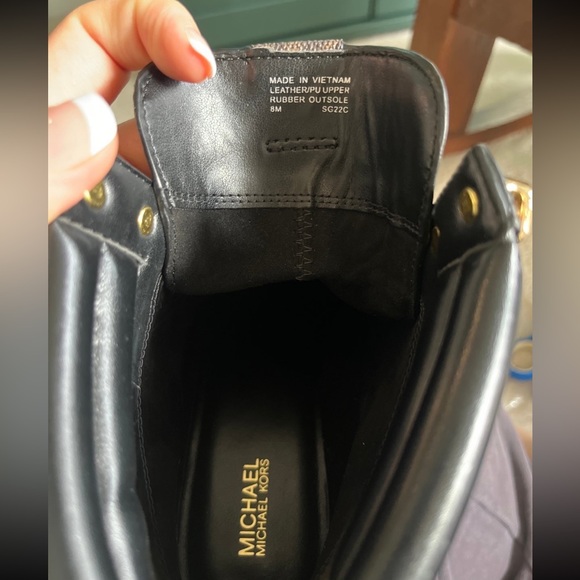 NEW, never worn!! COOL Michael Kors Black and Gold Ankle Boots! BEAUTIFUL ♥️ - Picture 7 of 10